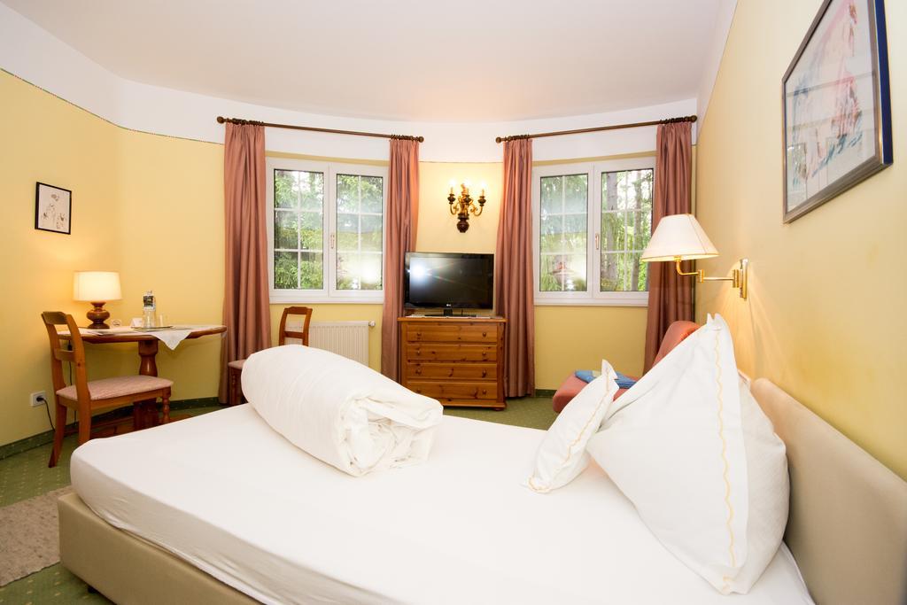 Hotel Villa Rainer Portschach am Woerthersee Luaran gambar